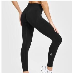 ONER Effortless Seamless Leggings with White Logo XL Short Black